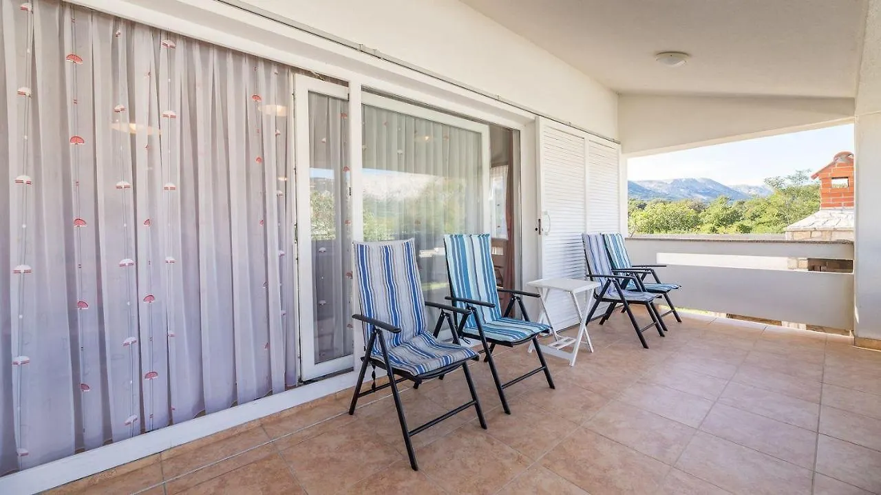 Charmantes Ferienhaus 200 Meter Zum Strand Baska  0*, Baska (Krk)